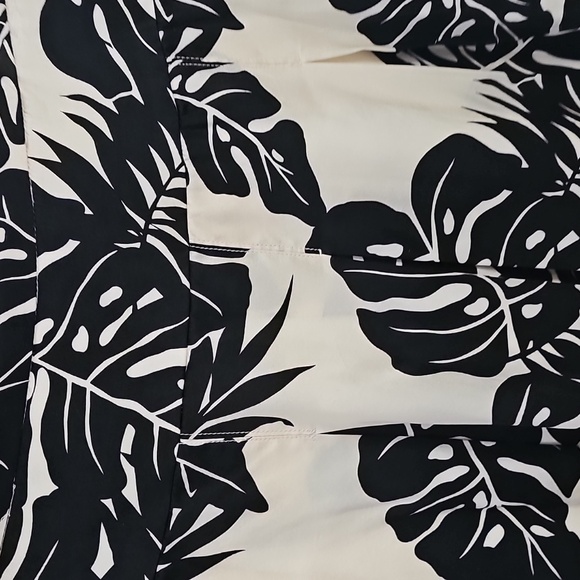 Laundry - Picture 2 of 3